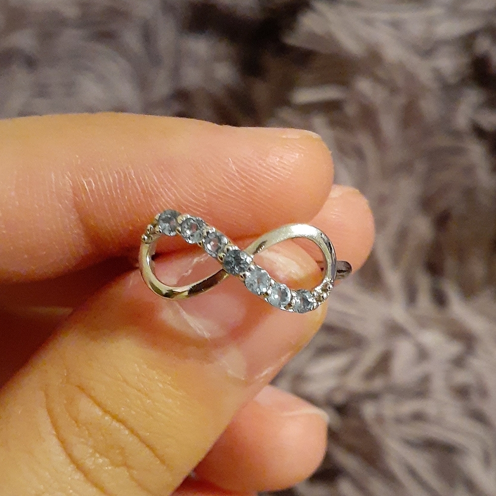 a blue ring